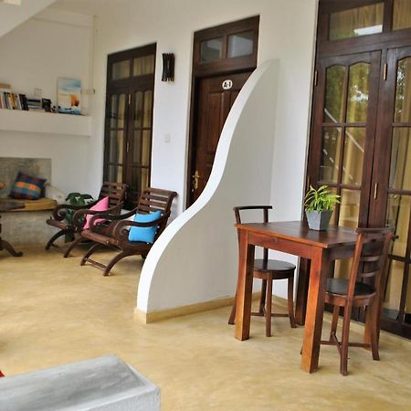 Sleepy Head Guesthouse Unawatuna Εξωτερικό φωτογραφία