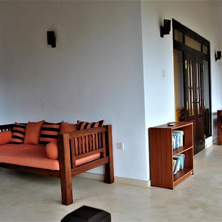 Sleepy Head Guesthouse Unawatuna Εξωτερικό φωτογραφία