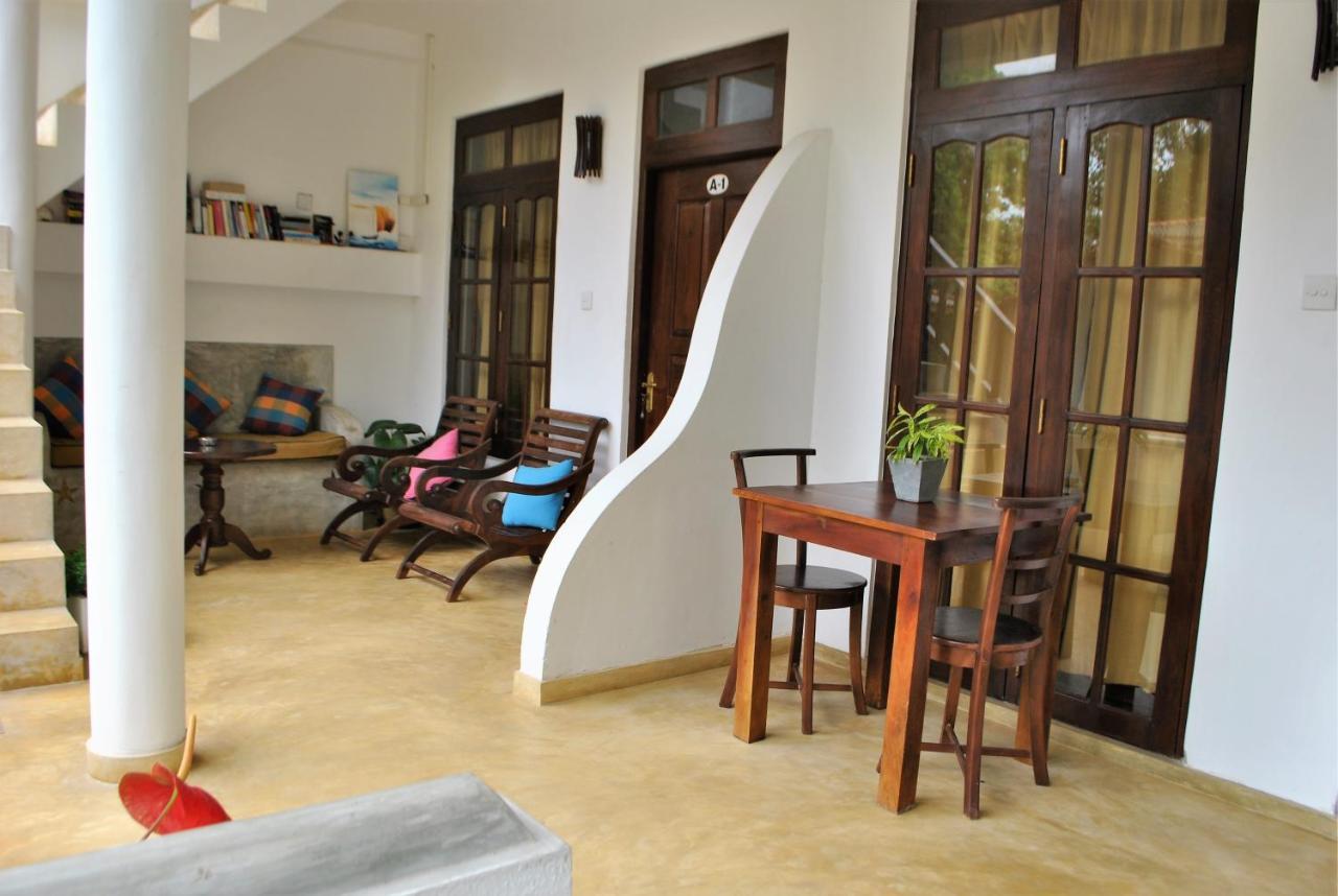 Sleepy Head Guesthouse Unawatuna Εξωτερικό φωτογραφία